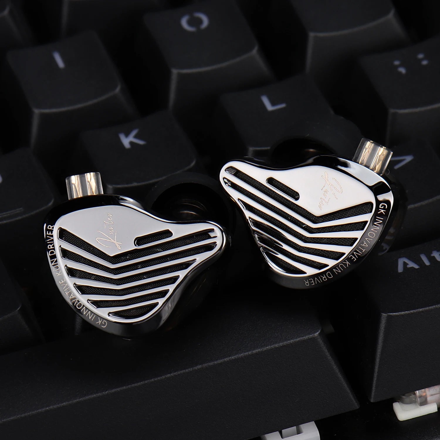 GK KUNTEN Dynamic Driver Earphones